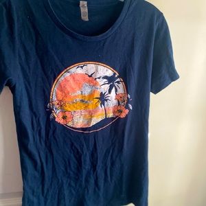 Women's medium T-shirt Next Level Apparel